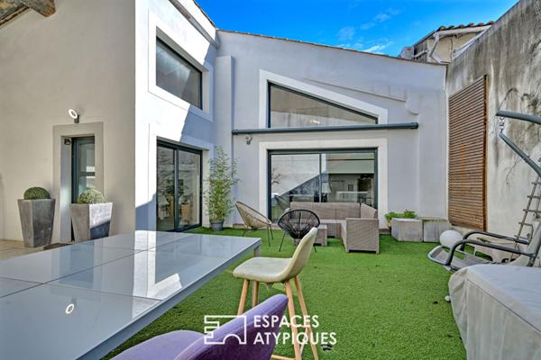 Maison d’architecte en coeur de ville avec grande terrasse