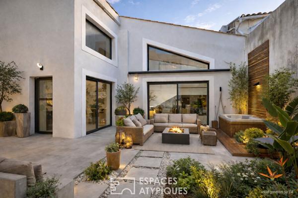 Maison d’architecte en coeur de ville avec grande terrasse