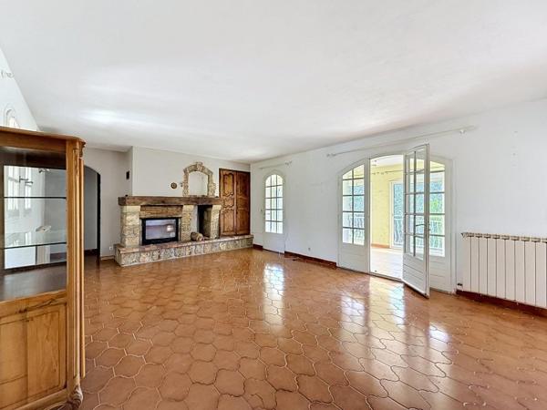 Vente / Maison T4