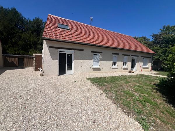 AXE LAON-REIMS - Maison de plain-pied - 3 chambres - garage - cave - dépendance