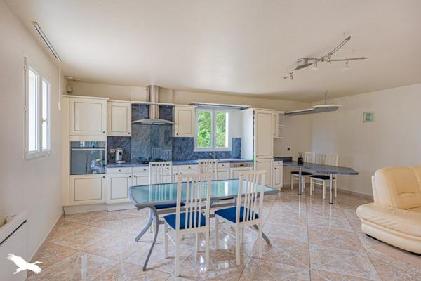 Maison à vendre 244 950 € Veigné 4 p 91 m² DPE D