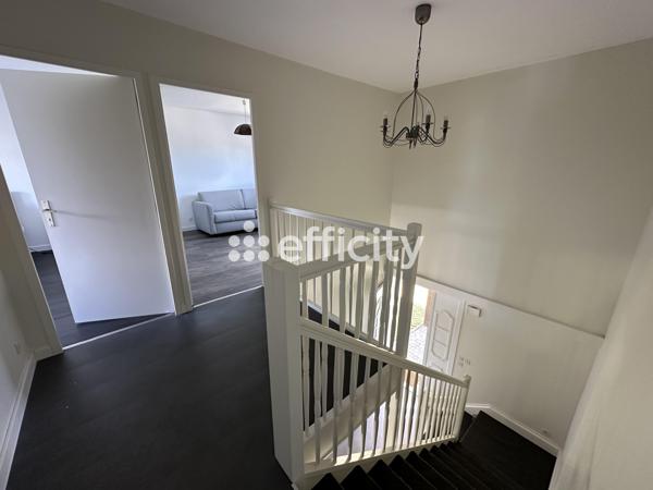 Maison
         4 pièces
        - 116 m² Bien prestige 410 000 € *