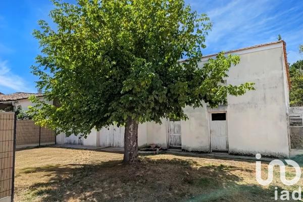 Maison à vendre 2 pièces 80 m² Saint-Seurin-sur-l'Isle