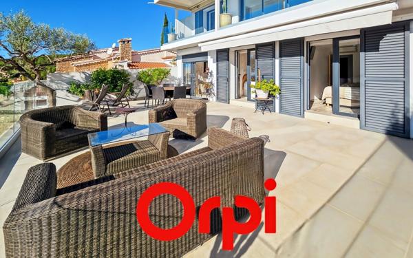 Appartement à vendre    3 pièces • 57 m2 Bandol