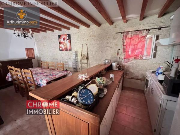Vente                                                      Maison
                        
                     4 pièces                      80 m2                     à Saint-Vivien-de-Monségur