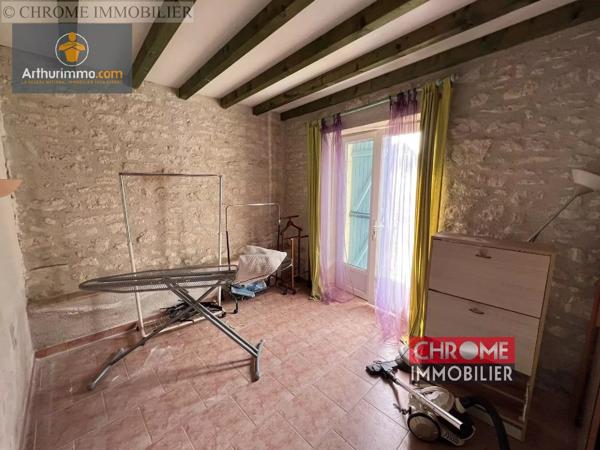 Vente                                                      Maison
                        
                     4 pièces                      80 m2                     à Saint-Vivien-de-Monségur