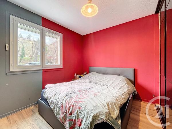 Appartement F3 Bis à vendre  4 pièces - 82,49 m2 VALS PRES LE PUY - 43