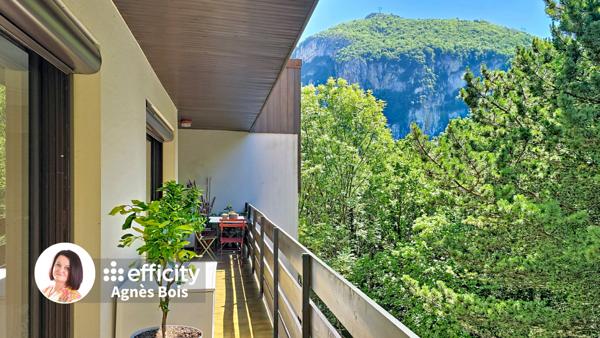 Appartement
         4 pièces
        - 100 m² Exclusivité 260 000 € *