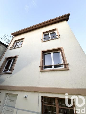 Maison traditionnelle 7 pièces de 103 m² à Bobigny (93000)