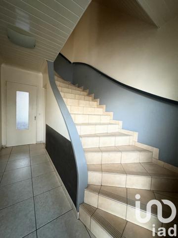 Maison traditionnelle 7 pièces de 103 m² à Bobigny (93000)