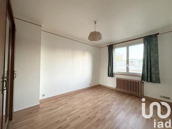 Maison traditionnelle 7 pièces de 103 m² à Bobigny (93000)