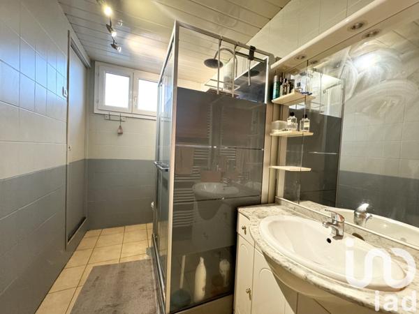 Maison traditionnelle 7 pièces de 103 m² à Bobigny (93000)