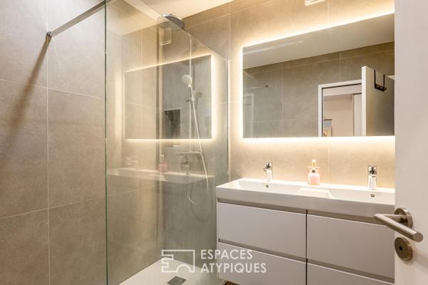 Duplex rénové avec terrasse à 5 minutes des plages