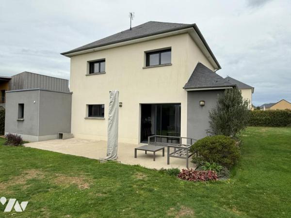 BONCHAMP LES LAVAL, Maison contemporaine 