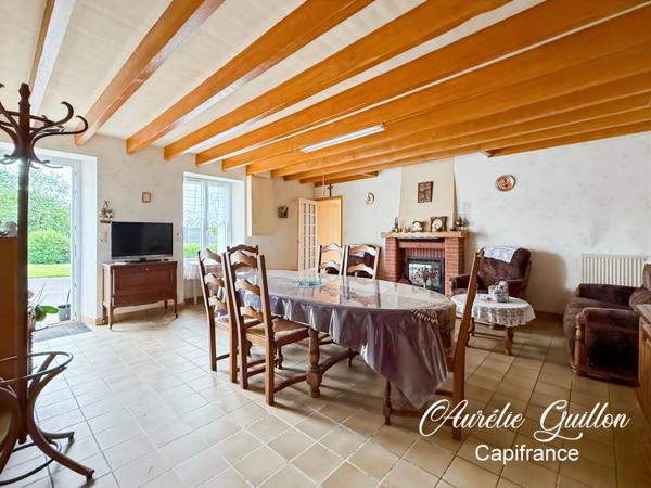 Mauron Charmante longère en pierre – Plain-pied – 85 m² habitables + 70 m² de combles aménageables – Exposition Sud