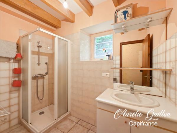 Mauron Charmante longère en pierre – Plain-pied – 85 m² habitables + 70 m² de combles aménageables – Exposition Sud