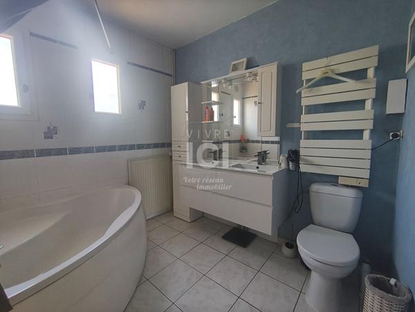 MAISON FAMILIALE, 4 CHAMBRES, HAMEAU CALME, MÛRS-ÉRIGNÉ