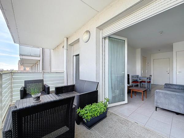 T2 38m² très lumineux avec balcon - LYON 7EME - tram T2 et T4