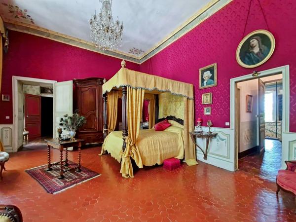 Mane (04300) Château de Sauvan, "Petit Trianon de Provence"