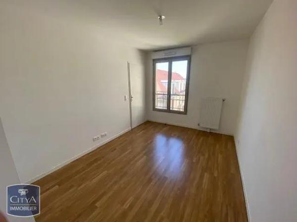 Appartement à louer 2 pièces 43.2m² Le Raincy (93340)