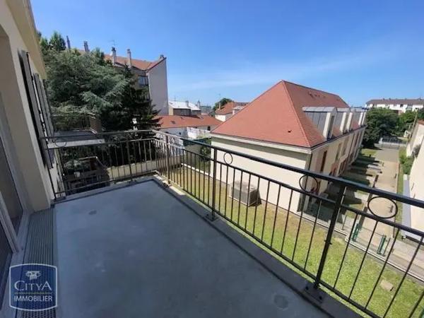 Appartement à louer 2 pièces 43.2m² Le Raincy (93340)