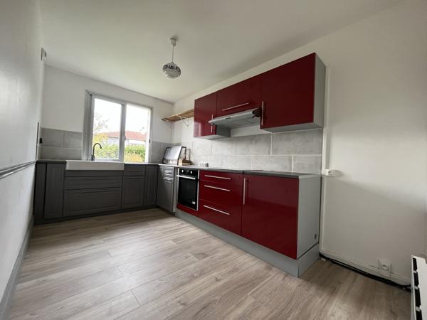 Honfleur (14600) Honfleur - appartement - 60 m2 - balcon - une chambre - un bureau - une cave