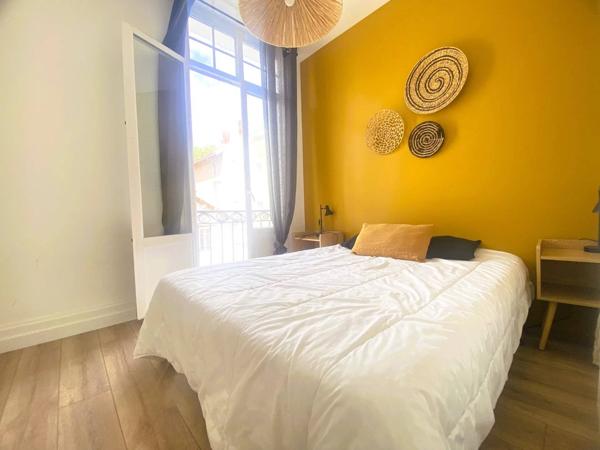 03200 VICHY - UN APPARTEMENT DIVISÉ EN UN F2 AVEC UN F3 MEUBLÉS AVEC CAVE - QUARTIER DE FRANCE -