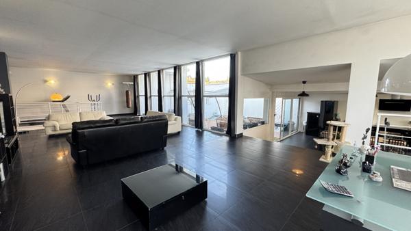 Saint-Étienne (42100) Tènement immobilier en duplex de 300m2 avec terrasse