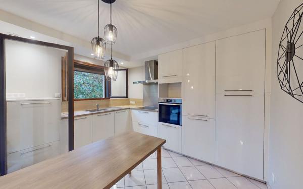 Maison à vendre    5 pièces • 111,79 m2 Onet-le-Château