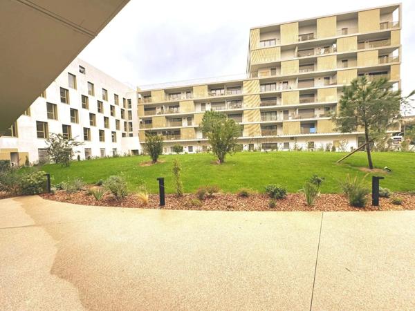 Vente                                                      Appartement
                        
                     3 pièces                      66 m2                     à Saint-Laurent-du-Var