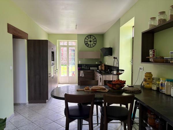 Maison
         7 pièces
        - 180 m² 265 000 € *