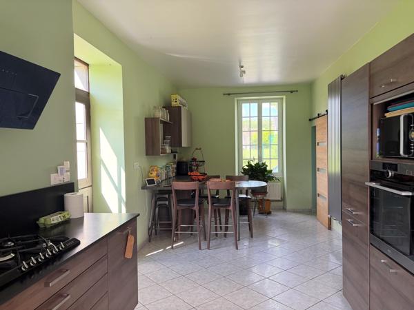 Maison
         7 pièces
        - 180 m² 265 000 € *
