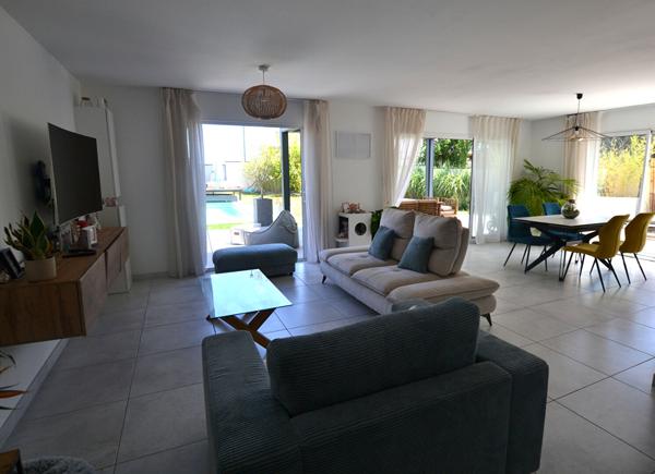Maison Soucieu En Jarrest 5 pièce(s) 135.63 m2