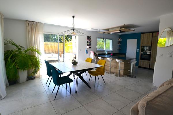 Maison Soucieu En Jarrest 5 pièce(s) 135.63 m2