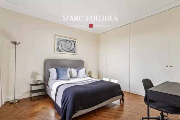 Paris VI Jardin du Luxembourg / Soufflot – appartement de 100 m² en étage élévé avec balcon et sa vue panoramique