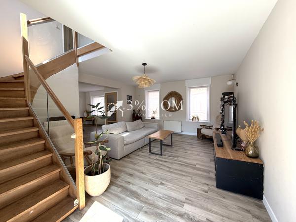 Maison 5 pièce(s) 3 chambre(s) 118 m²