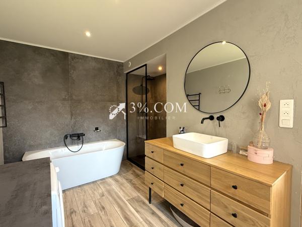 Maison 5 pièce(s) 3 chambre(s) 118 m²