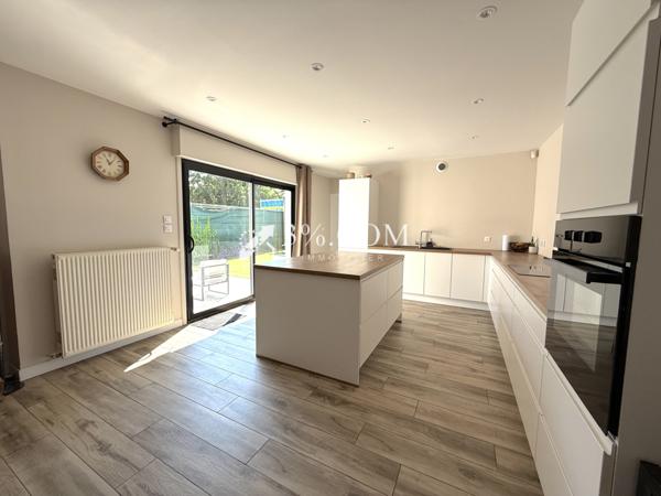 Maison 5 pièce(s) 3 chambre(s) 118 m²