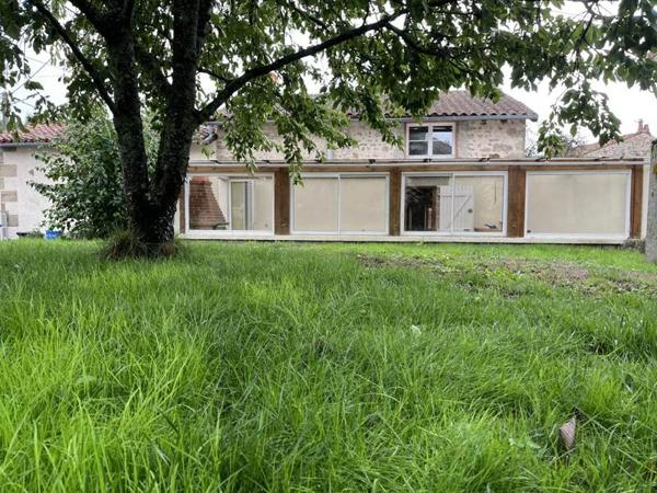 Maison à vendre |  Berneuil |  4 pièces | 106 m²