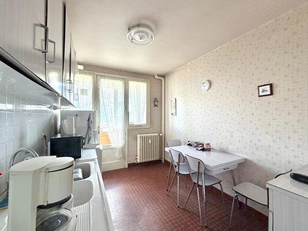 Appartement T3 de 57,24 m² avec balcon et garage