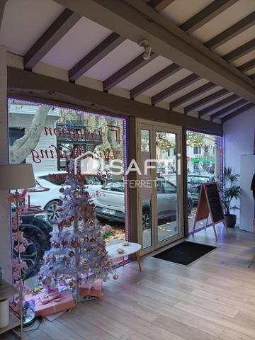 Local commercial 81m1 centre ville de Narbonne
