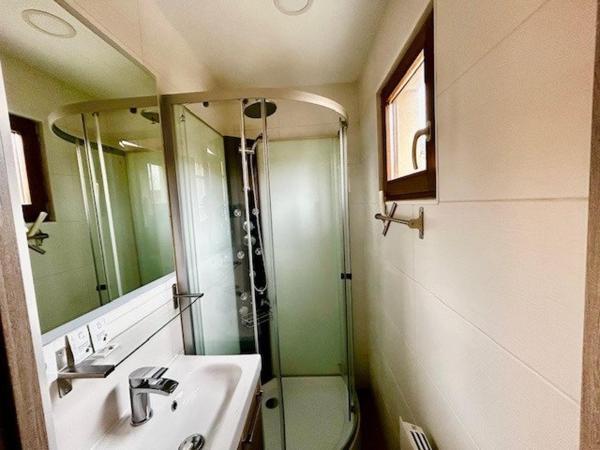 Bien exceptionnel à saisir pour tout investisseurs, 5 lots totalement rentables immédiatement.