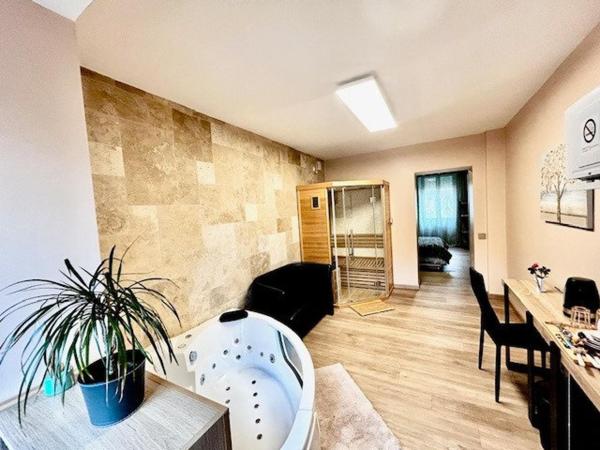 Bien exceptionnel à saisir pour tout investisseurs, 5 lots totalement rentables immédiatement.