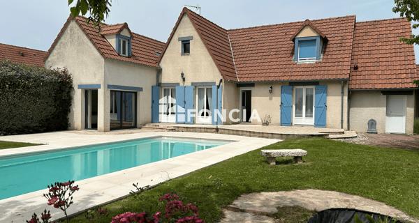 À vendre Maison 7 pièces 202 m² - Mainvilliers 28300