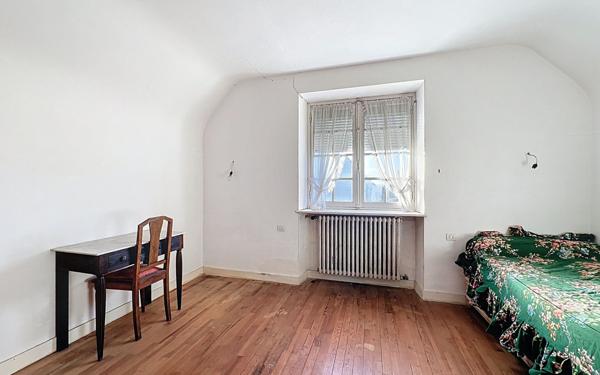 Maison à vendre    4 pièces • 98,08 m2 Landivisiau