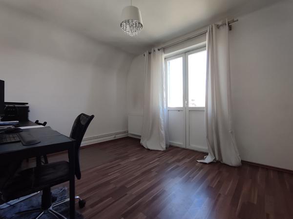 Maison - 5 pièces - 92 m²