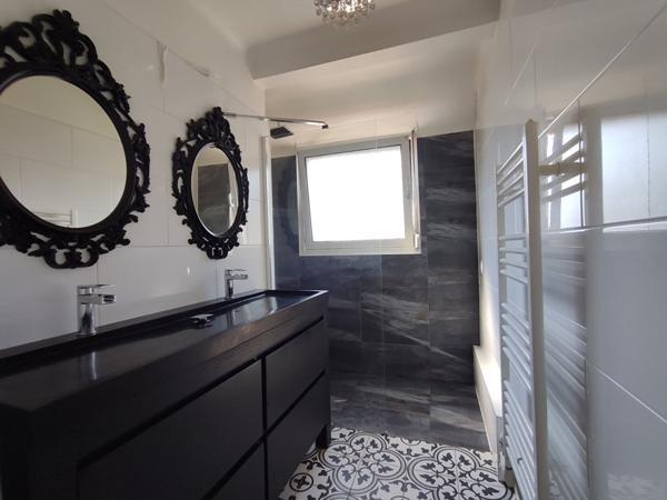 Maison - 5 pièces - 92 m²