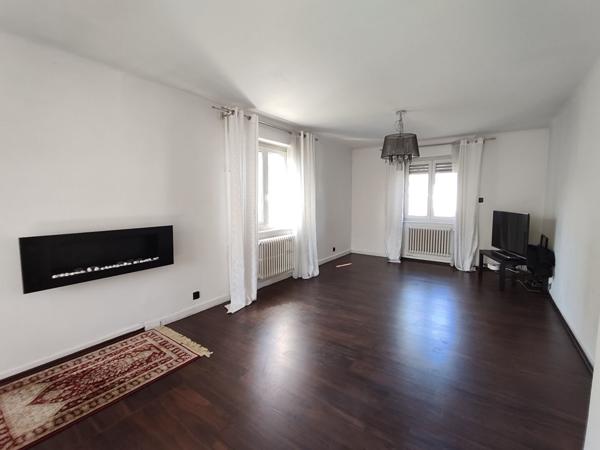 Maison - 5 pièces - 92 m²