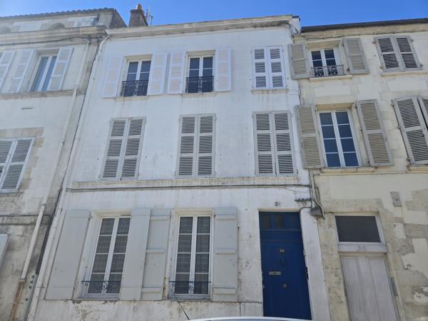 Appartement
                                                                                                                                                                                                                                                                                                                        2 pièce(s)                                                                                                                                                                                                          1 chambre(s)                                                                                                                                                                                                          23.31  m²