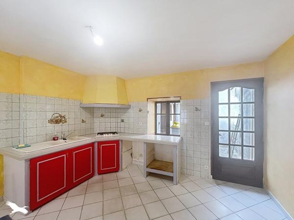 Maison à vendre 60 000 € Montréjeau 3 p 67 m² DPE D